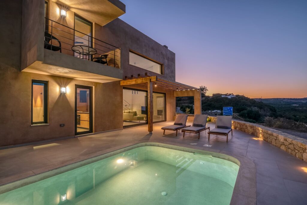 Luxury Villas with Pool in Chania Kissamos